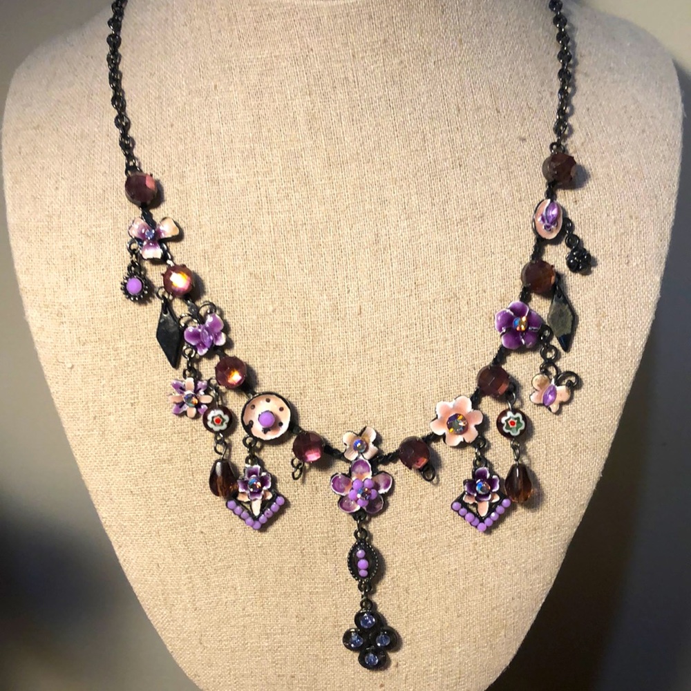 Stunning necklace